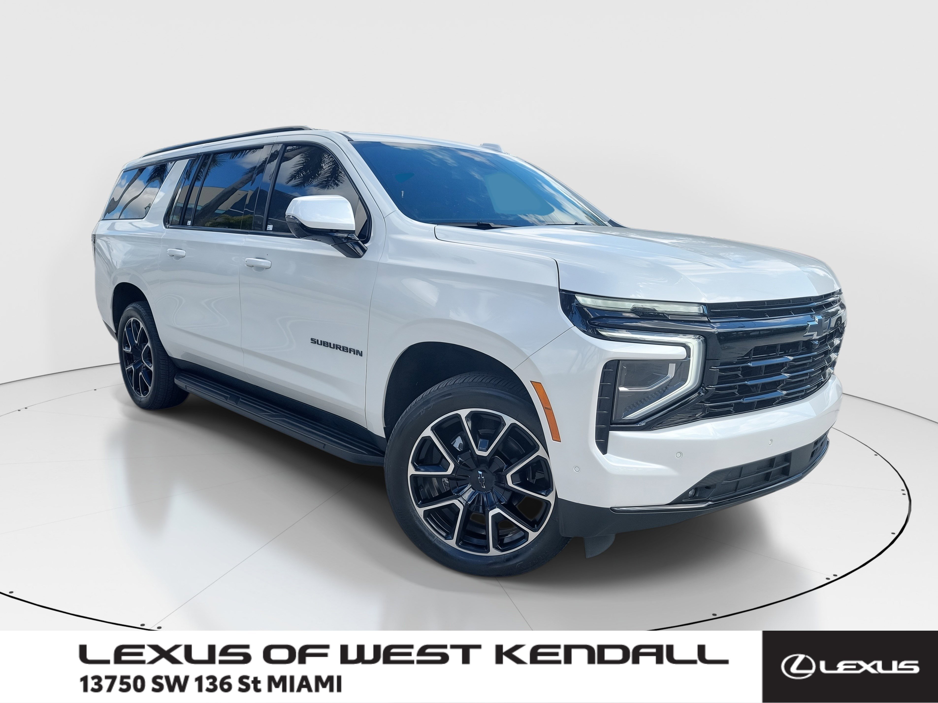 Used 2025 Chevrolet Suburban RST w/ Comfort Package