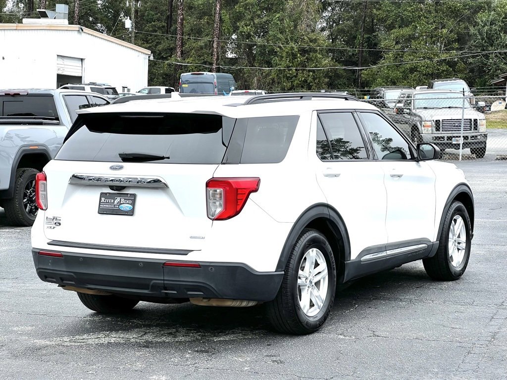 Used 2020 Ford Explorer XLT image 5