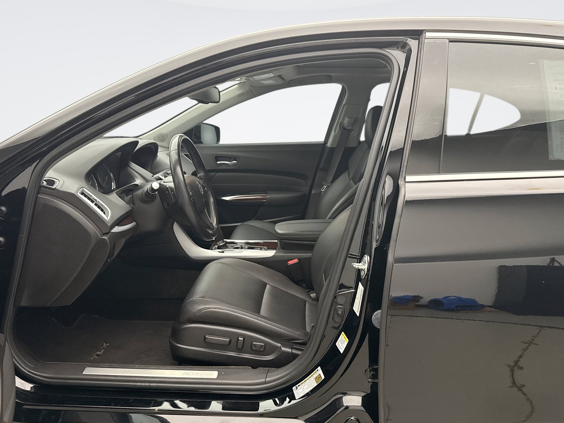 Used 2017 Acura TLX FWD image 8