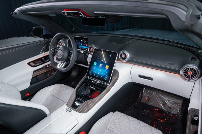 New 2026 Mercedes-Benz SL 63 AMG 4MATIC image 7
