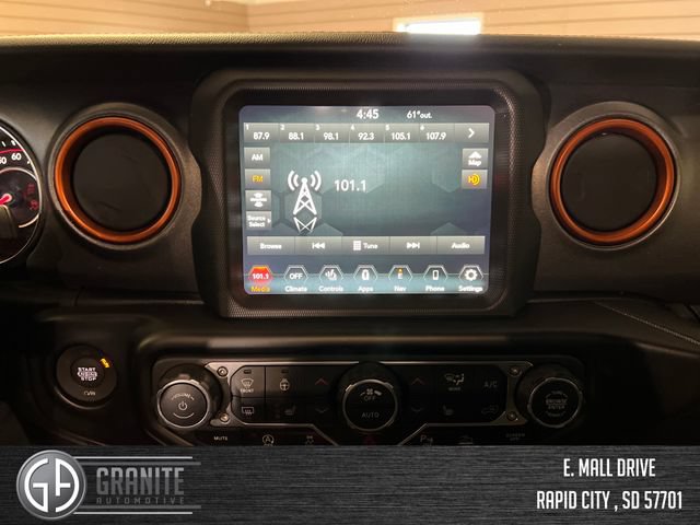 Used 2021 Jeep Gladiator Mojave w/ Dual Top Group AWD/4WD image 19