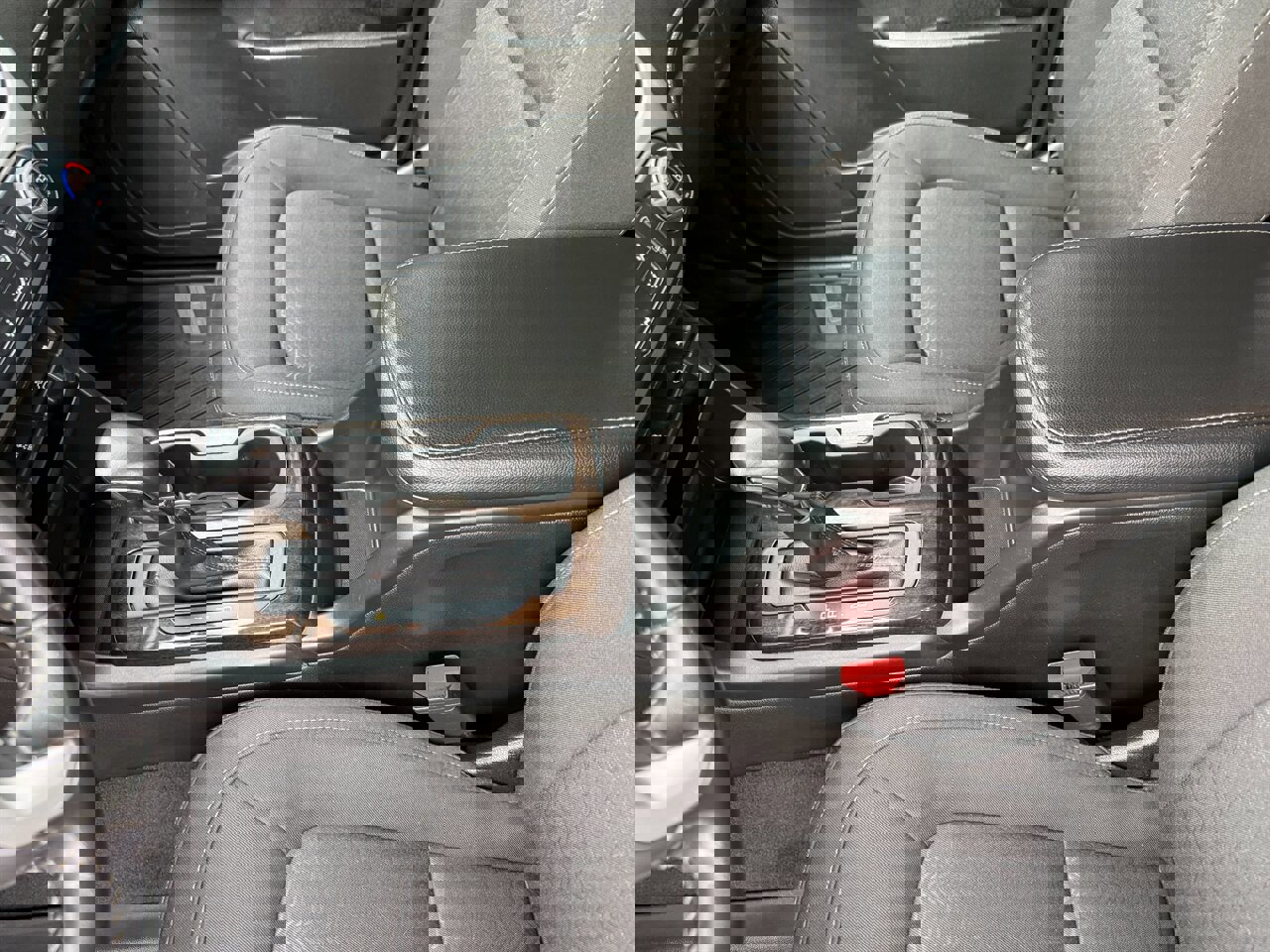 Used 2022 GMC Canyon Elevation w/ Trailering Package image 17