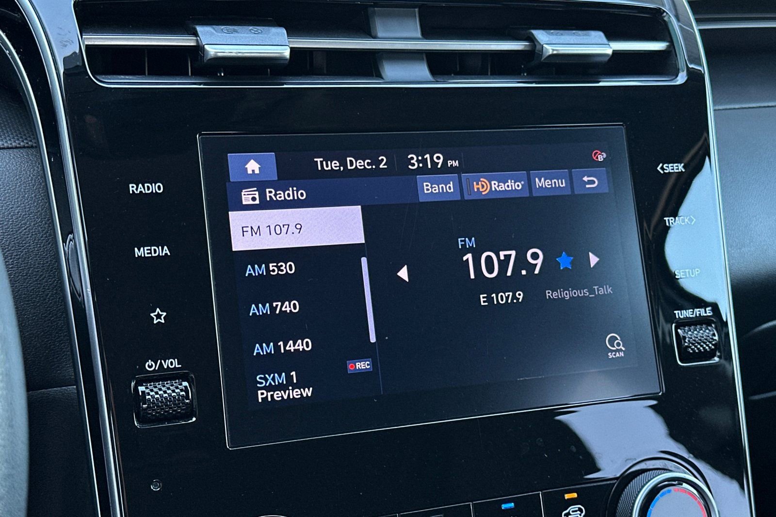 Used 2022 Hyundai Tucson SEL image 17