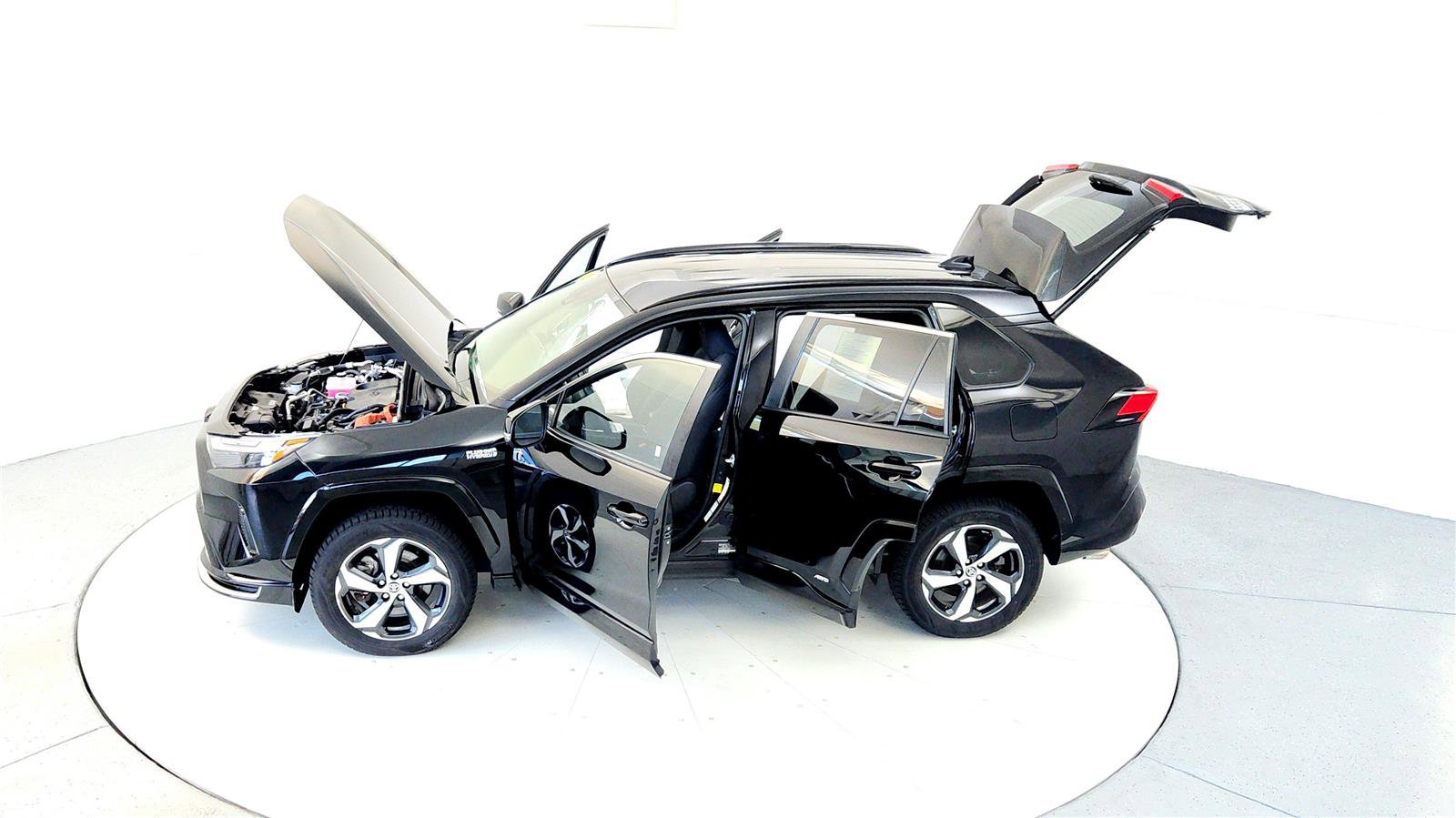 Certified 2022 Toyota RAV4 SE image 22