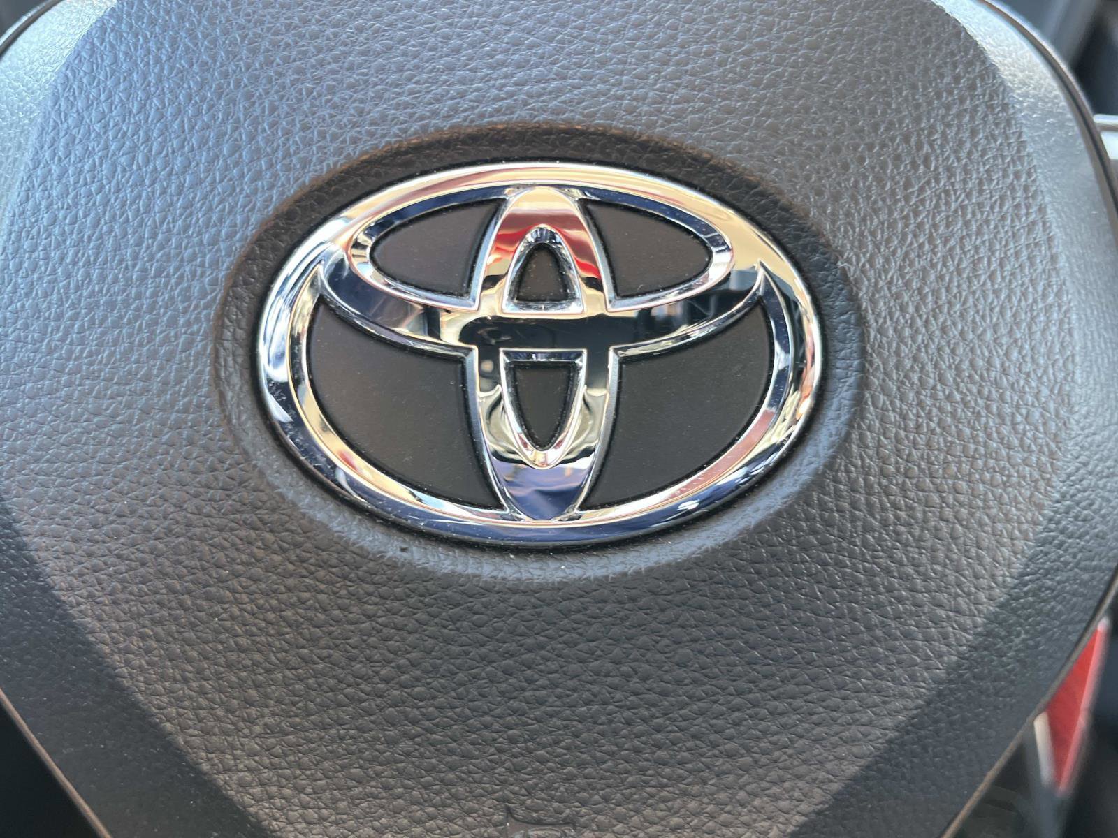 Used 2023 Toyota Corolla LE image 35