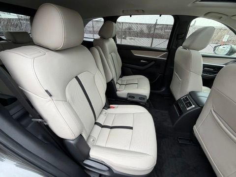 Used 2024 MAZDA CX-90 3.3 Turbo w/ Preferred Package image 30