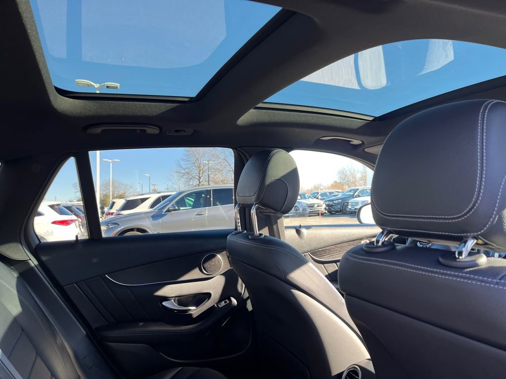 Certified 2022 Mercedes-Benz GLC 300 4MATIC w/ AMG Line image 18