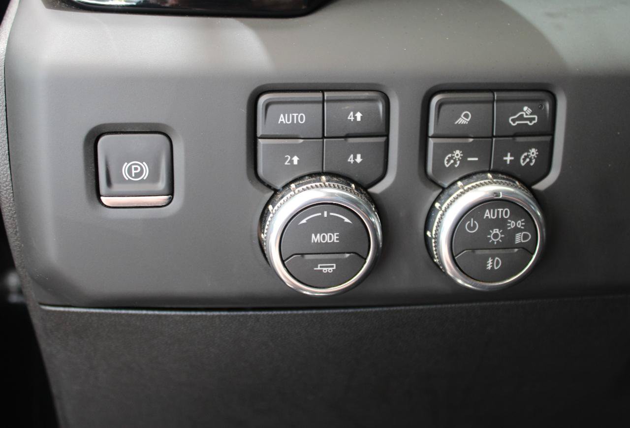 Used 2026 GMC Sierra 3500 Denali Ultimate AWD/4WD image 22