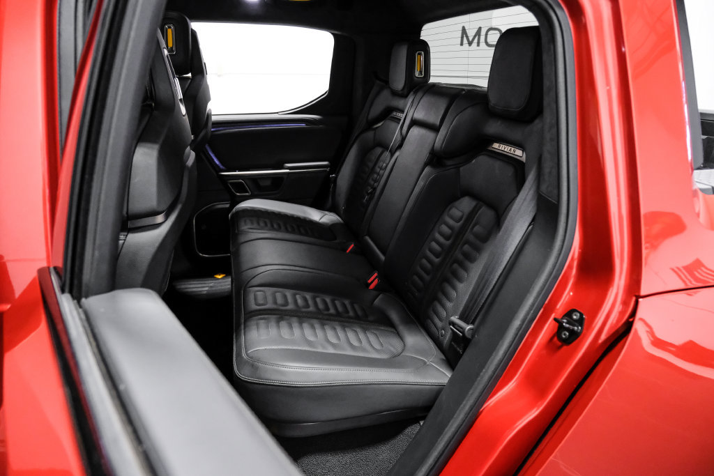 Used 2023 Rivian R1T Adventure Dual AWD/4WD image 53