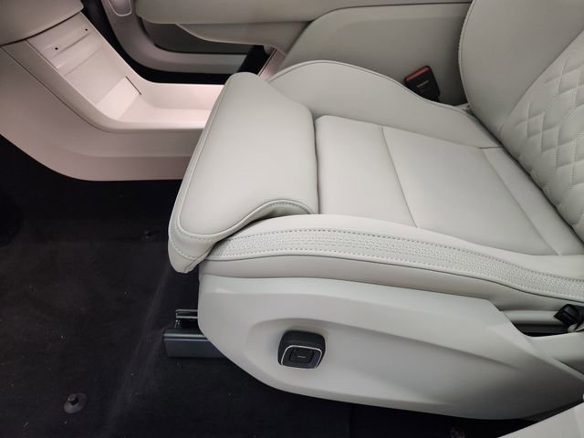New 2025 Volvo EX90 Ultra w/ Protection Package Premier image 23