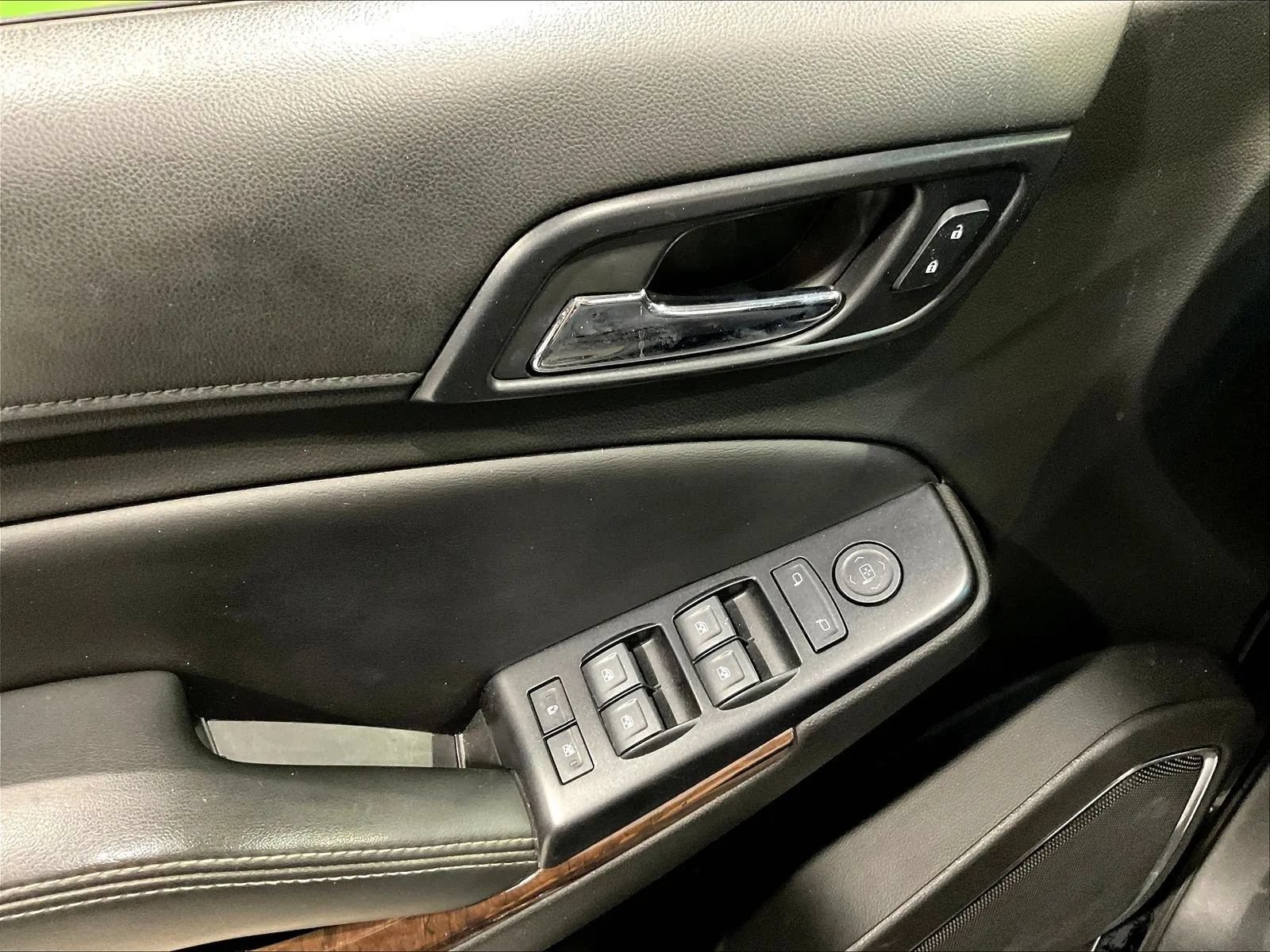 Used 2018 Chevrolet Tahoe LS w/ All-Season Package RWD image 38
