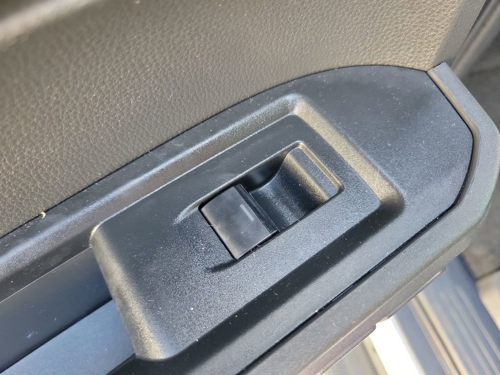 Used 2024 Toyota Tacoma TRD Sport image 13