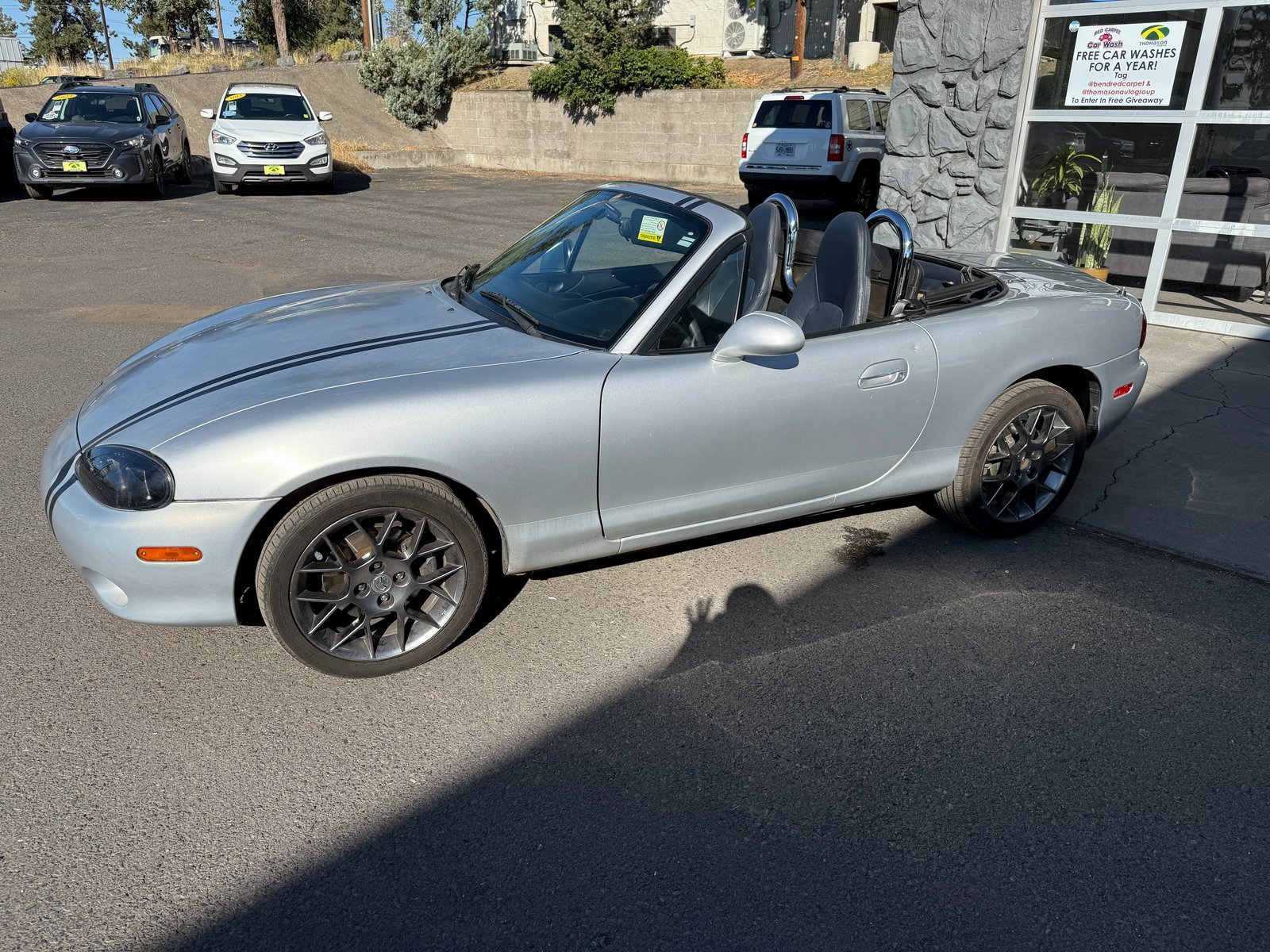 Used 2004 MAZDA MX-5 Miata w/ Leather Azure Blue Pkg