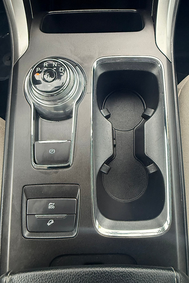 Used 2018 Ford Fusion S FWD image 11