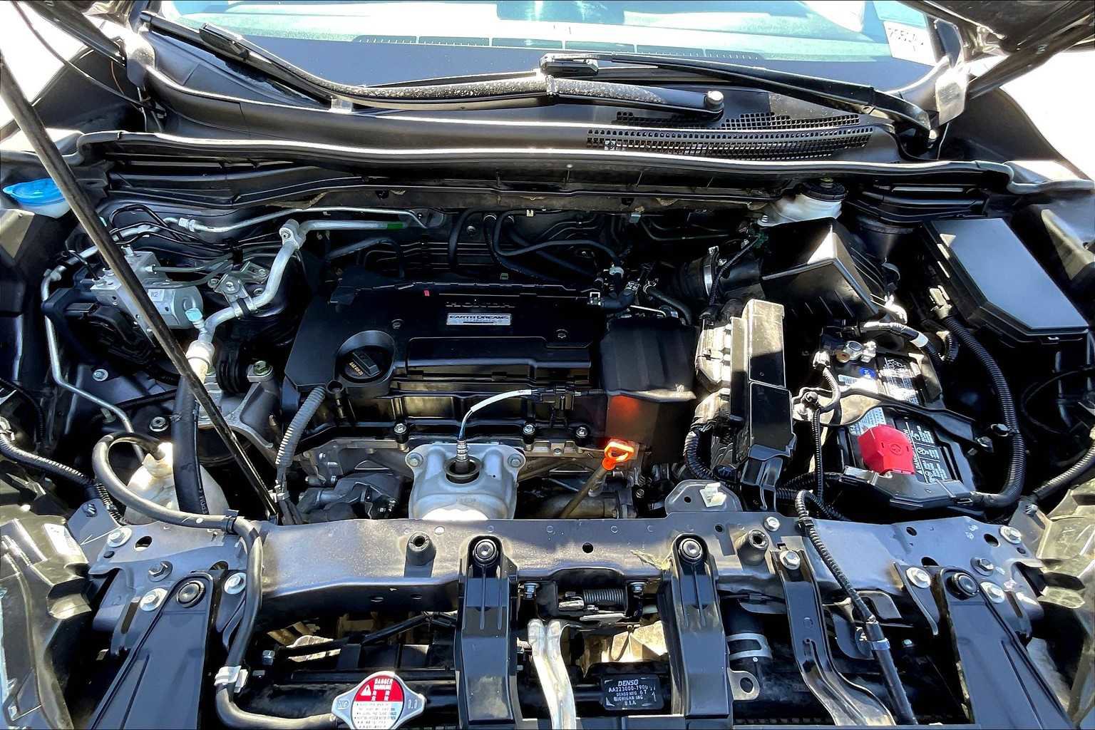 Used 2016 Honda CR-V Touring image 13