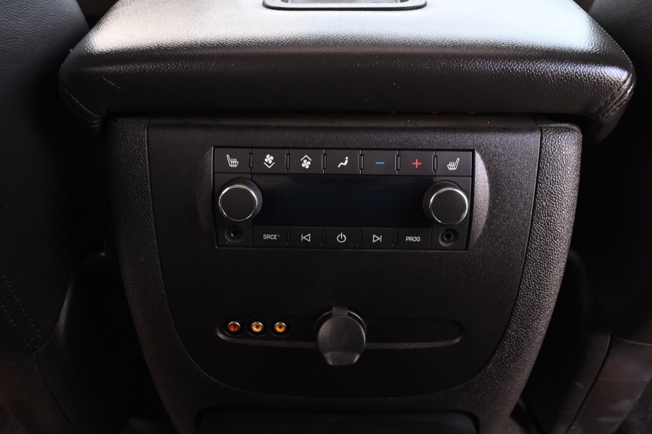 Used 2010 Chevrolet Tahoe LT w/ Luxury Package image 20