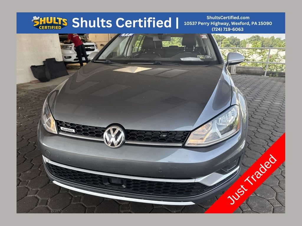 Used 2017 Volkswagen Golf Alltrack SE AWD/4WD image 1