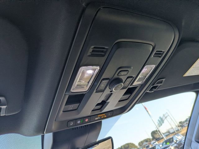 New 2025 Chevrolet Suburban High Country image 27