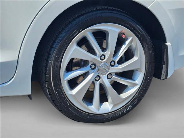 Used 2017 Acura ILX FWD image 27