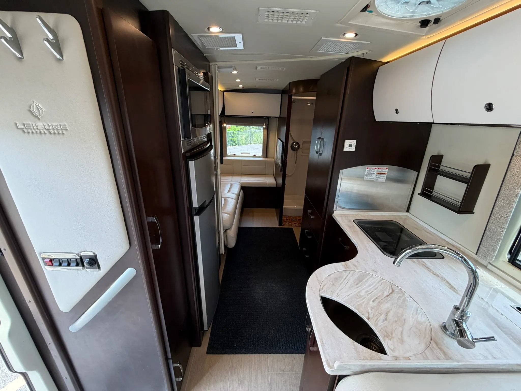 Used 2015 Mercedes-Benz Sprinter 3500 image 39