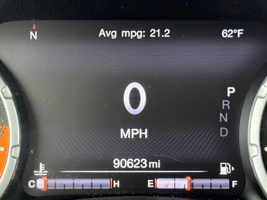 Used 2016 Jeep Renegade Trailhawk w/ Premium Trailhawk Package image 33