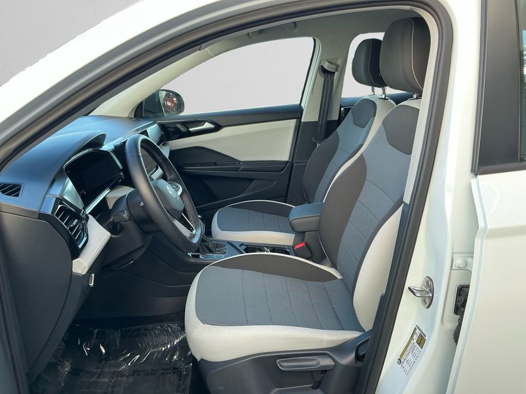 Used 2025 Volkswagen Taos S w/ Taos MDO Package image 9