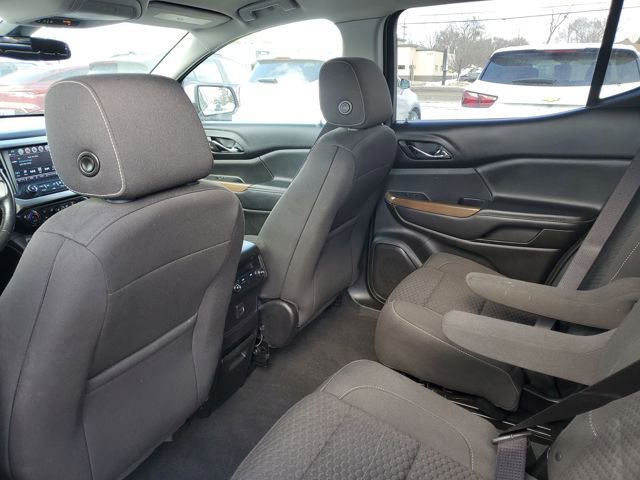 Used 2018 GMC Acadia SLE image 30