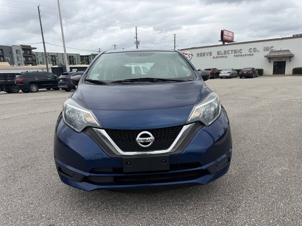 Used 2018 Nissan Versa Note SV FWD image 2