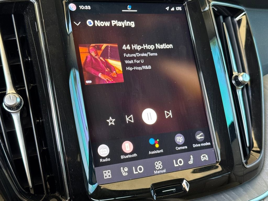 Certified 2024 Volvo XC60 B5 Plus w/ Protection Package Premier image 17