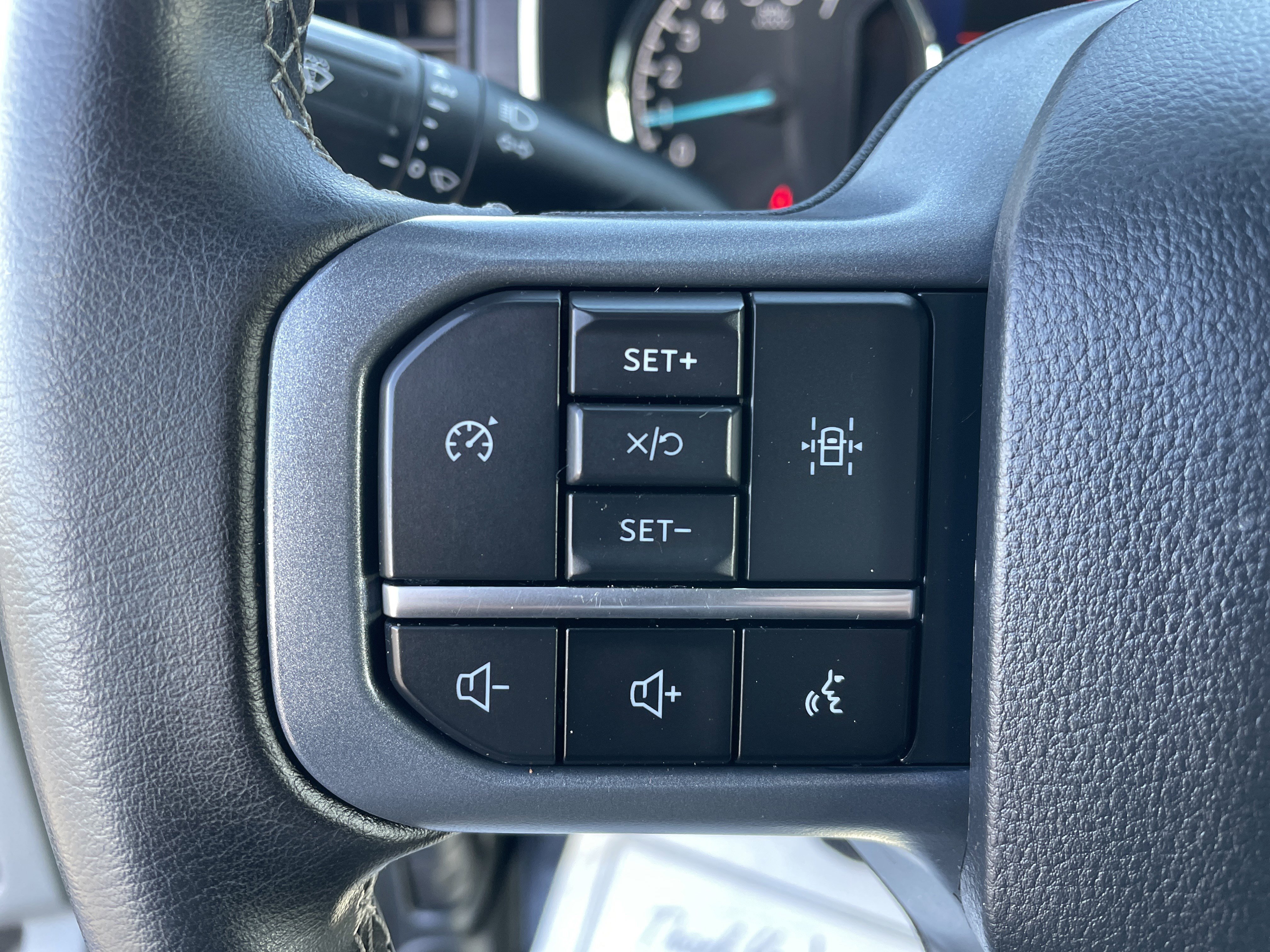 Used 2023 Ford F150 XLT w/ Equipment Group 302A High image 17