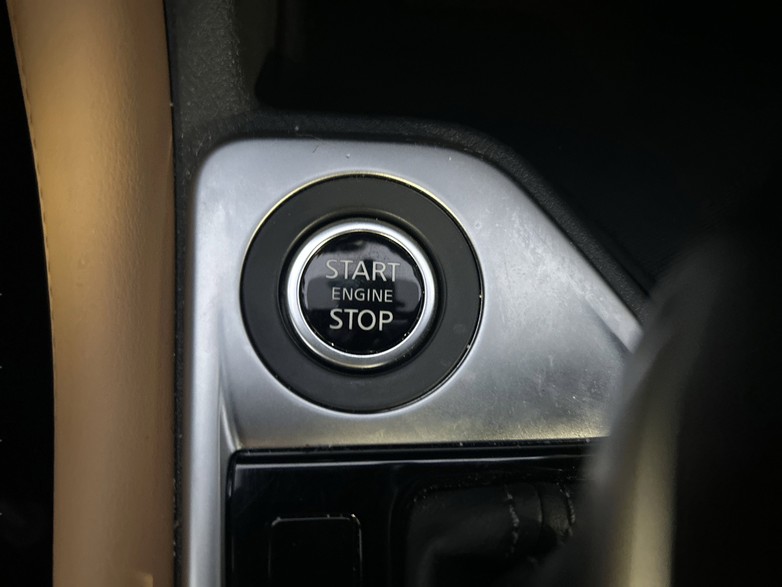 Used 2025 Nissan Sentra SV w/ SV Premium Package image 18