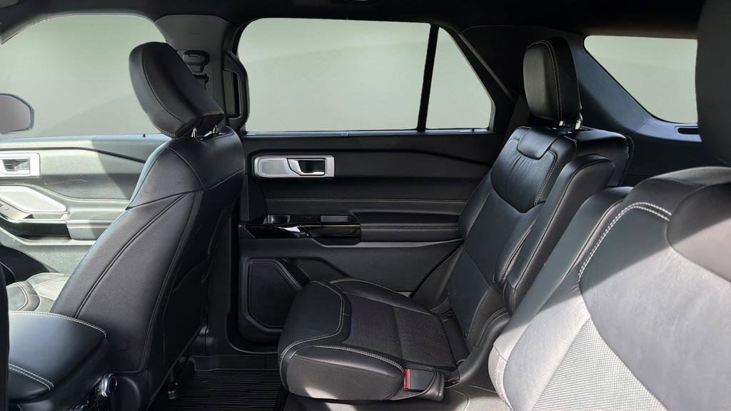 Used 2023 Ford Explorer ST w/ Equipment Group 401A image 16