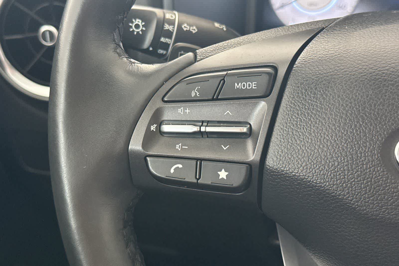 Used 2023 Hyundai Kona Limited w/ Cargo Package FWD image 26