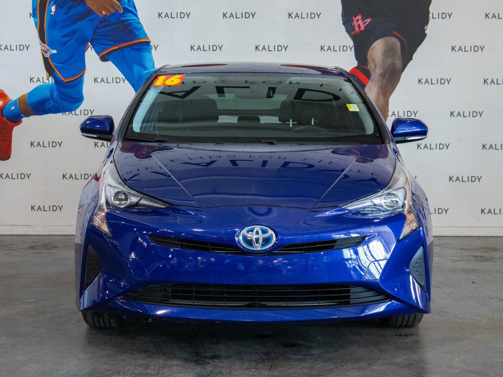 Used 2016 Toyota Prius Two image 19