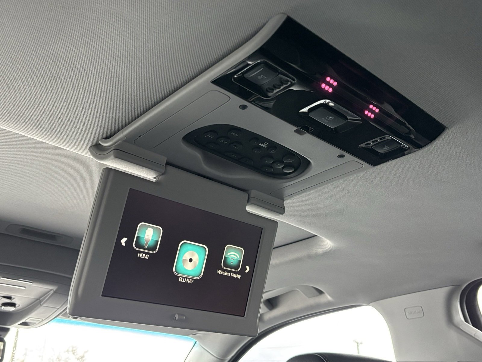 Used 2020 Chevrolet Tahoe LT image 26