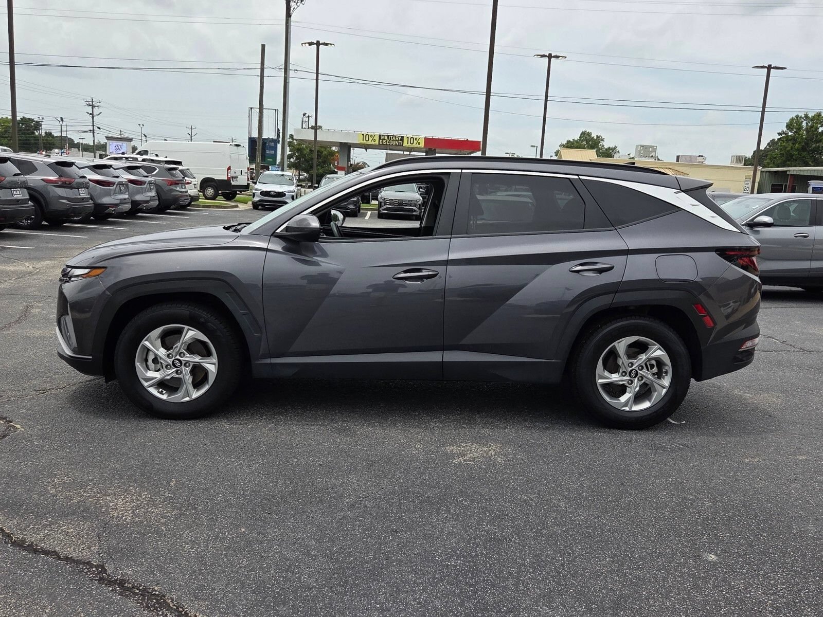 Used 2024 Hyundai Tucson SEL FWD image 4