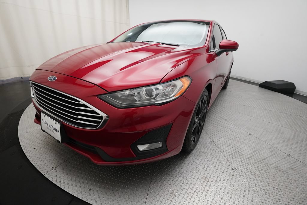 Used 2020 Ford Fusion SE w/ Equipment Group 151A FWD image 12