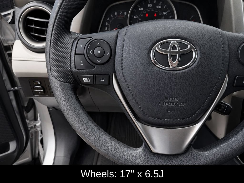 Used 2015 Toyota RAV4 LE AWD/4WD image 11