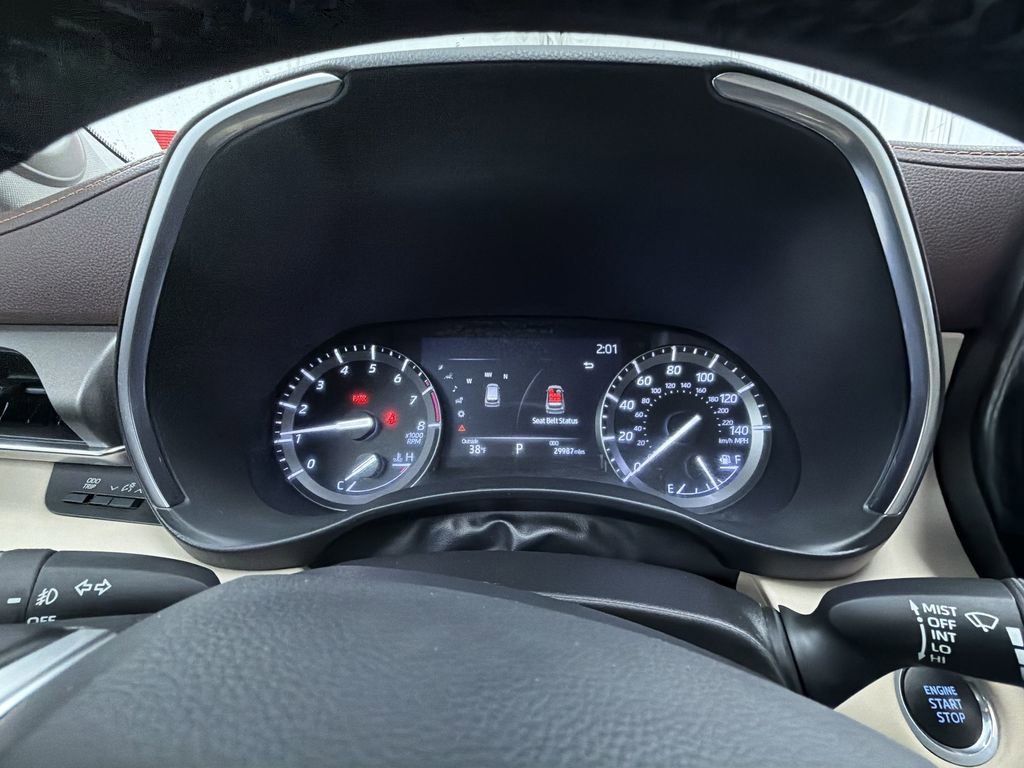 Used 2021 Toyota Highlander Limited image 15