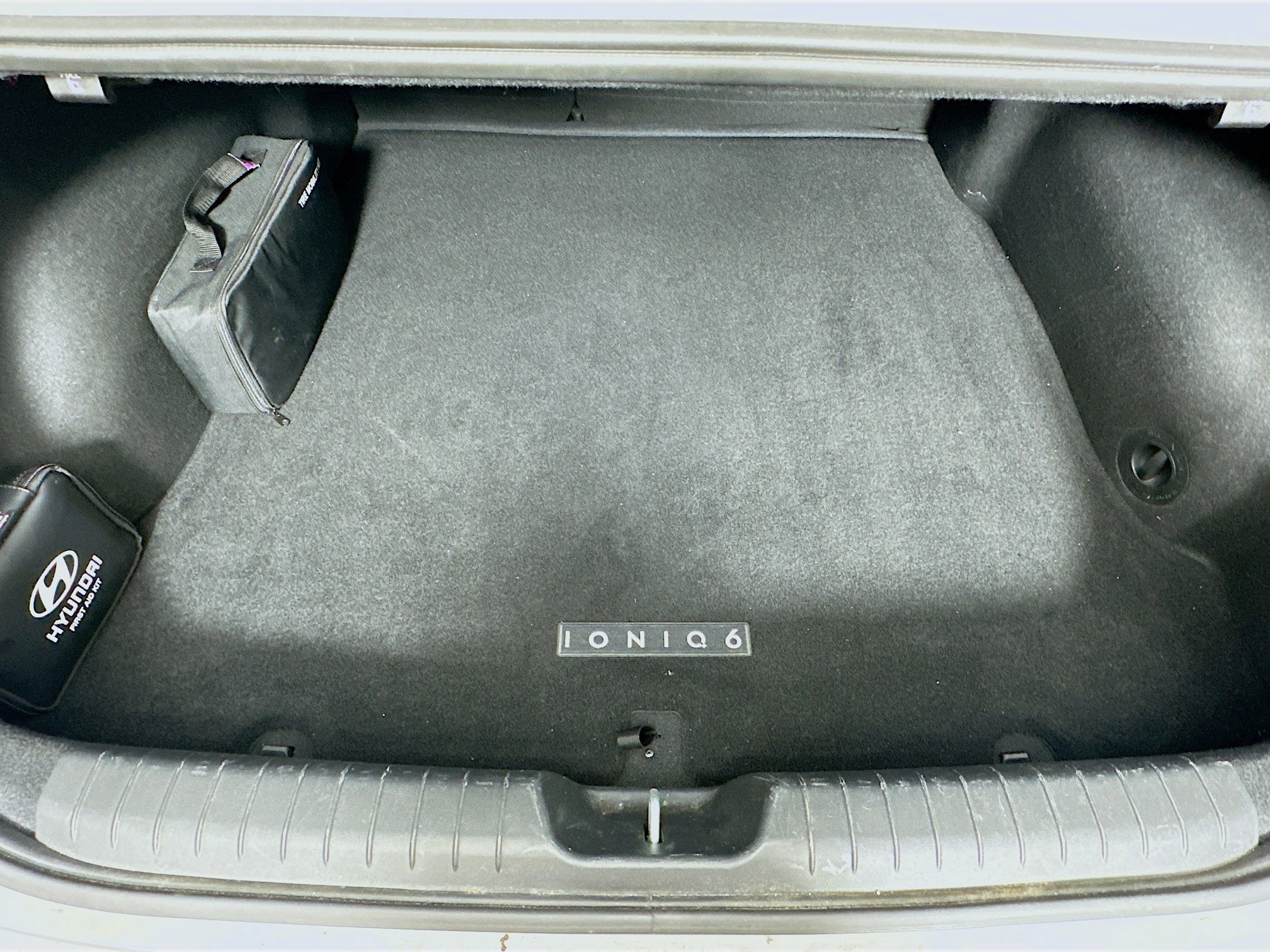 Used 2024 Hyundai Ioniq 6 SEL RWD image 28