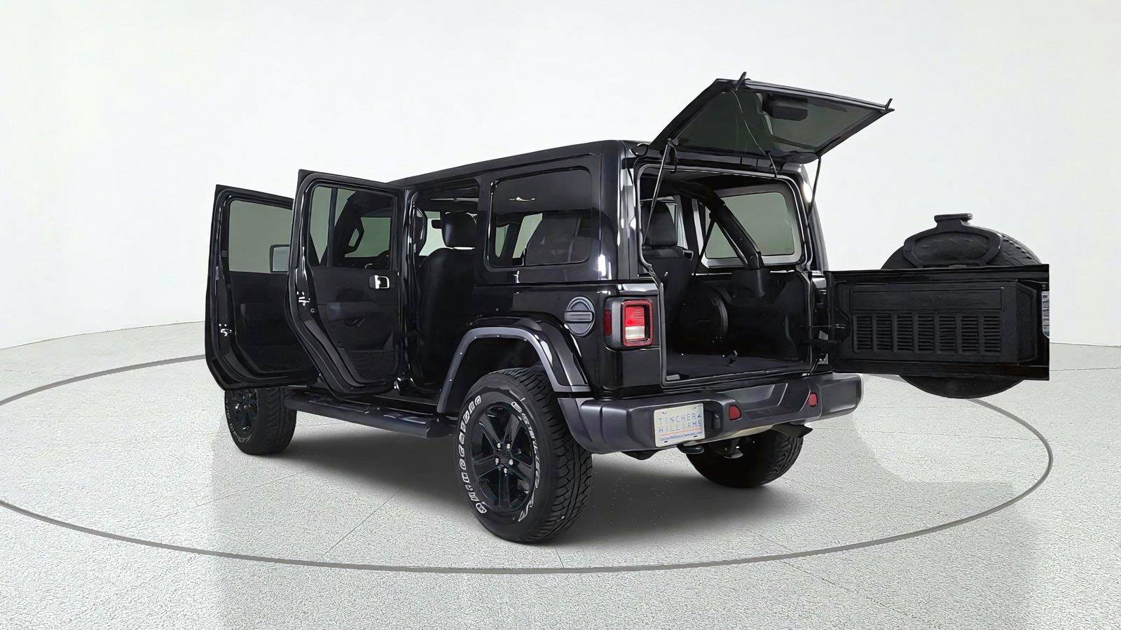 Used 2021 Jeep Wrangler Unlimited Sahara AWD/4WD image 12