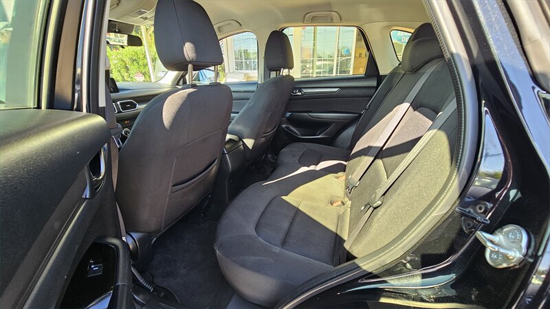 Used 2018 MAZDA CX-5 Sport FWD image 9