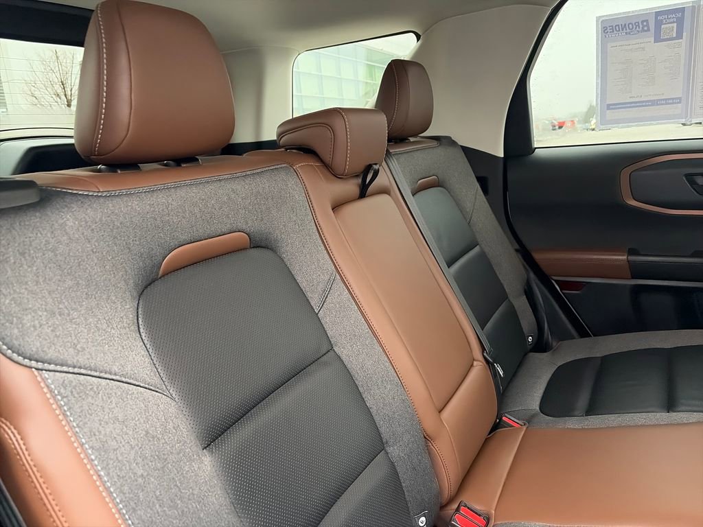 Used 2022 Ford Bronco Sport Outer Banks w/ Tech Package image 35