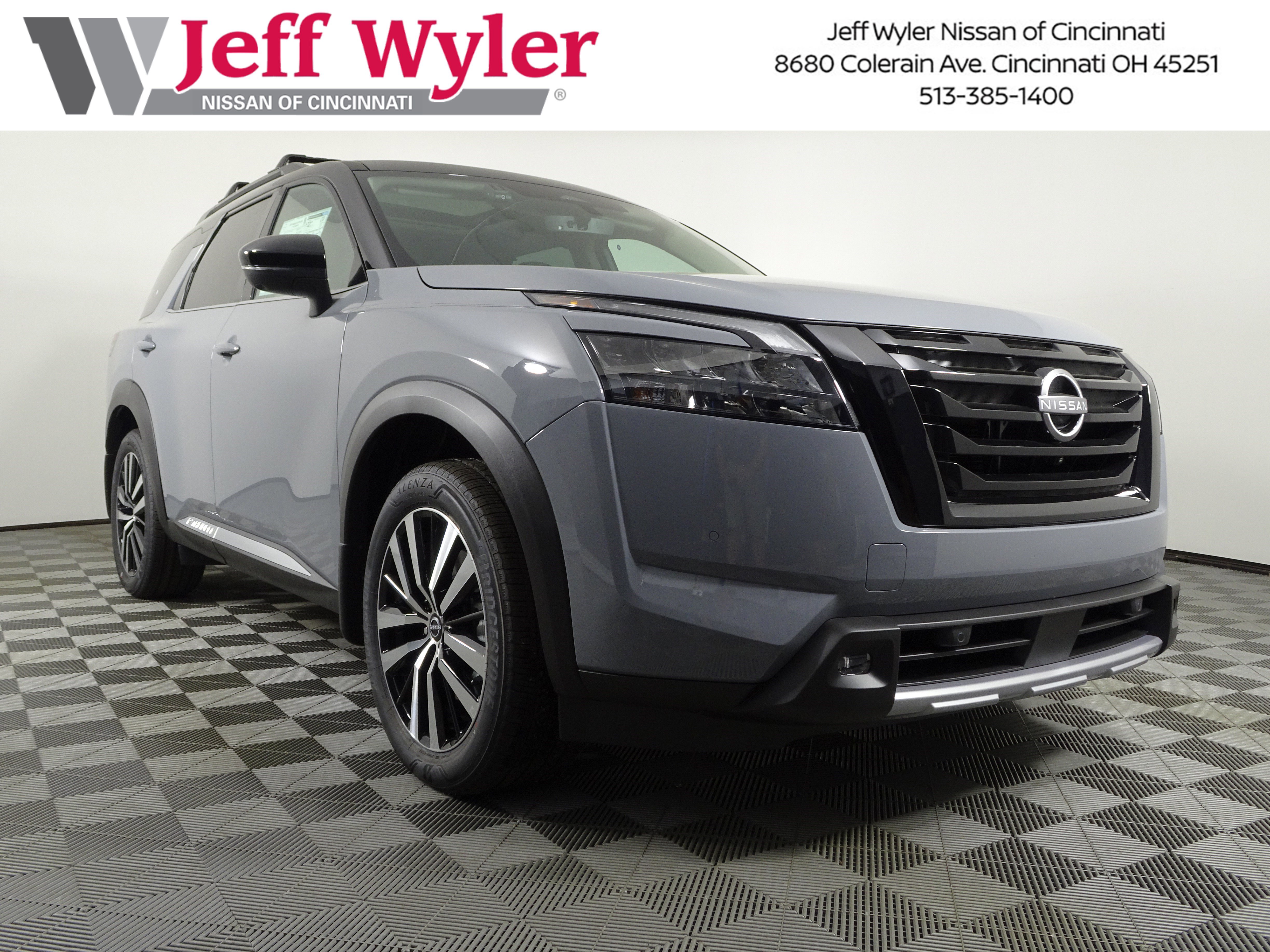 New 2025 Nissan Pathfinder Platinum