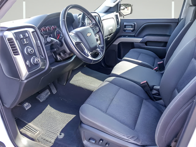 Used 2018 Chevrolet Silverado 1500 LT w/ All Star Edition AWD/4WD image 11