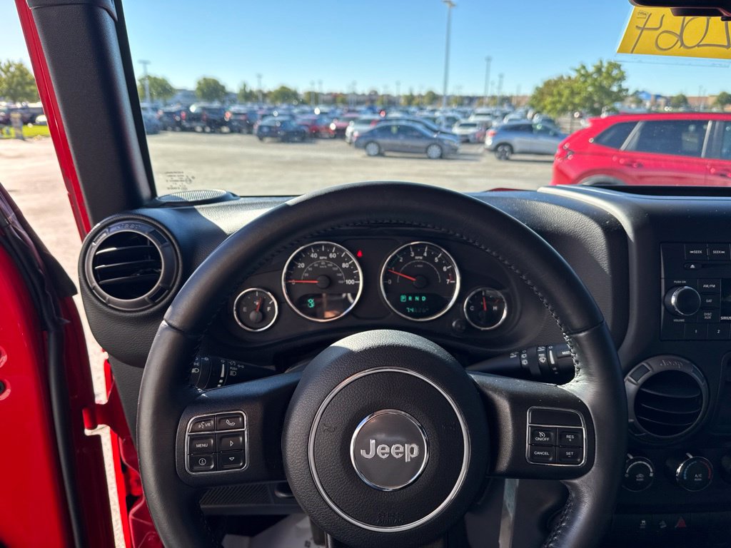 Used 2018 Jeep Wrangler Sport AWD/4WD image 12