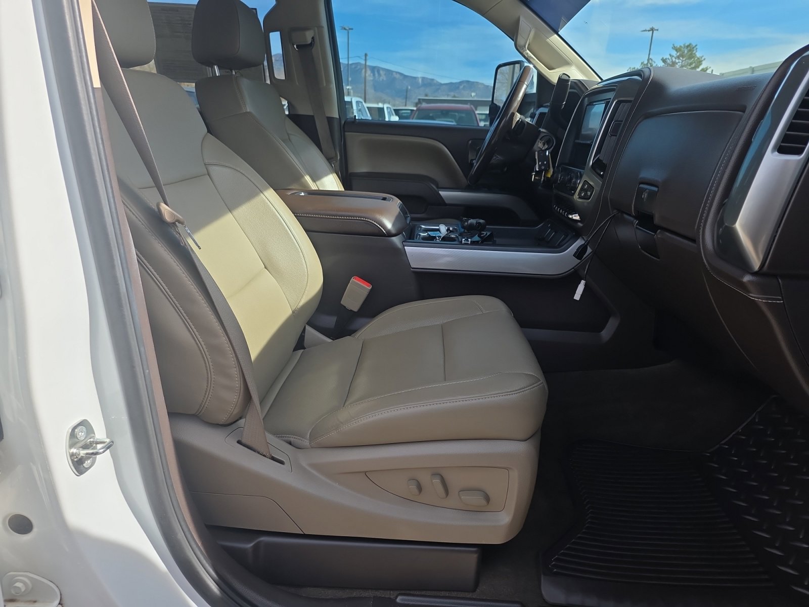 Used 2015 Chevrolet Silverado 2500 LTZ w/ Duramax Plus Package image 29