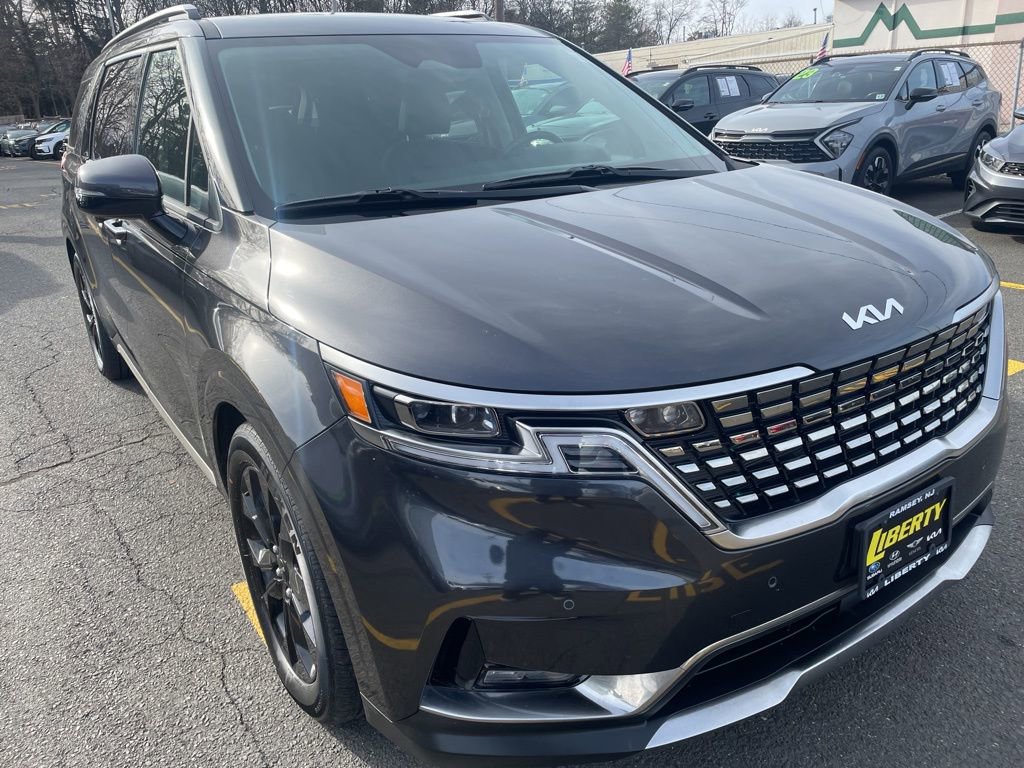 Used 2024 Kia Carnival SX Prestige