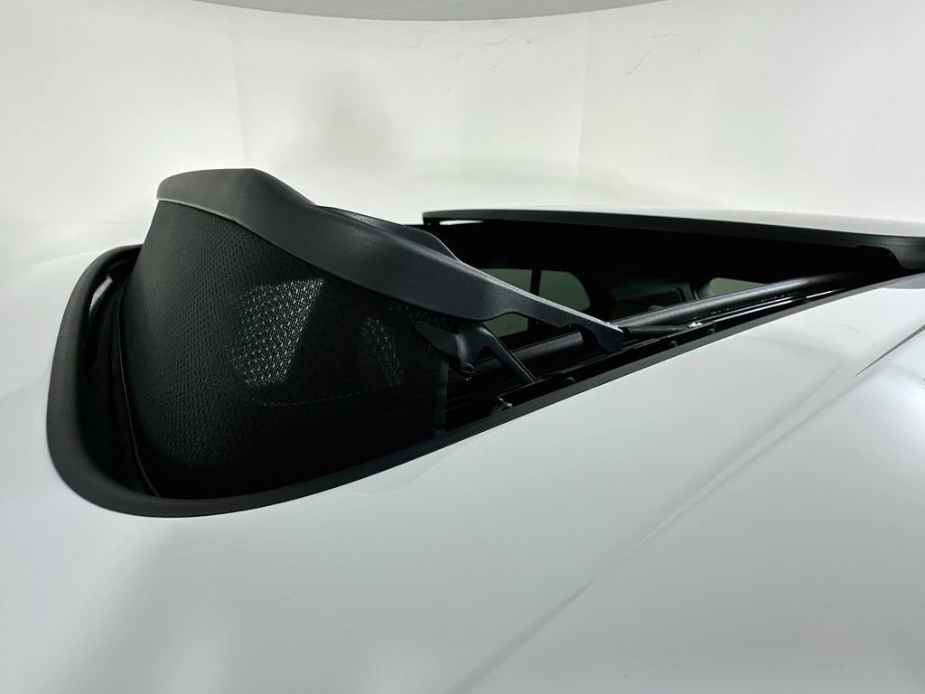 New 2026 Porsche Cayenne Electric AWD/4WD image 14