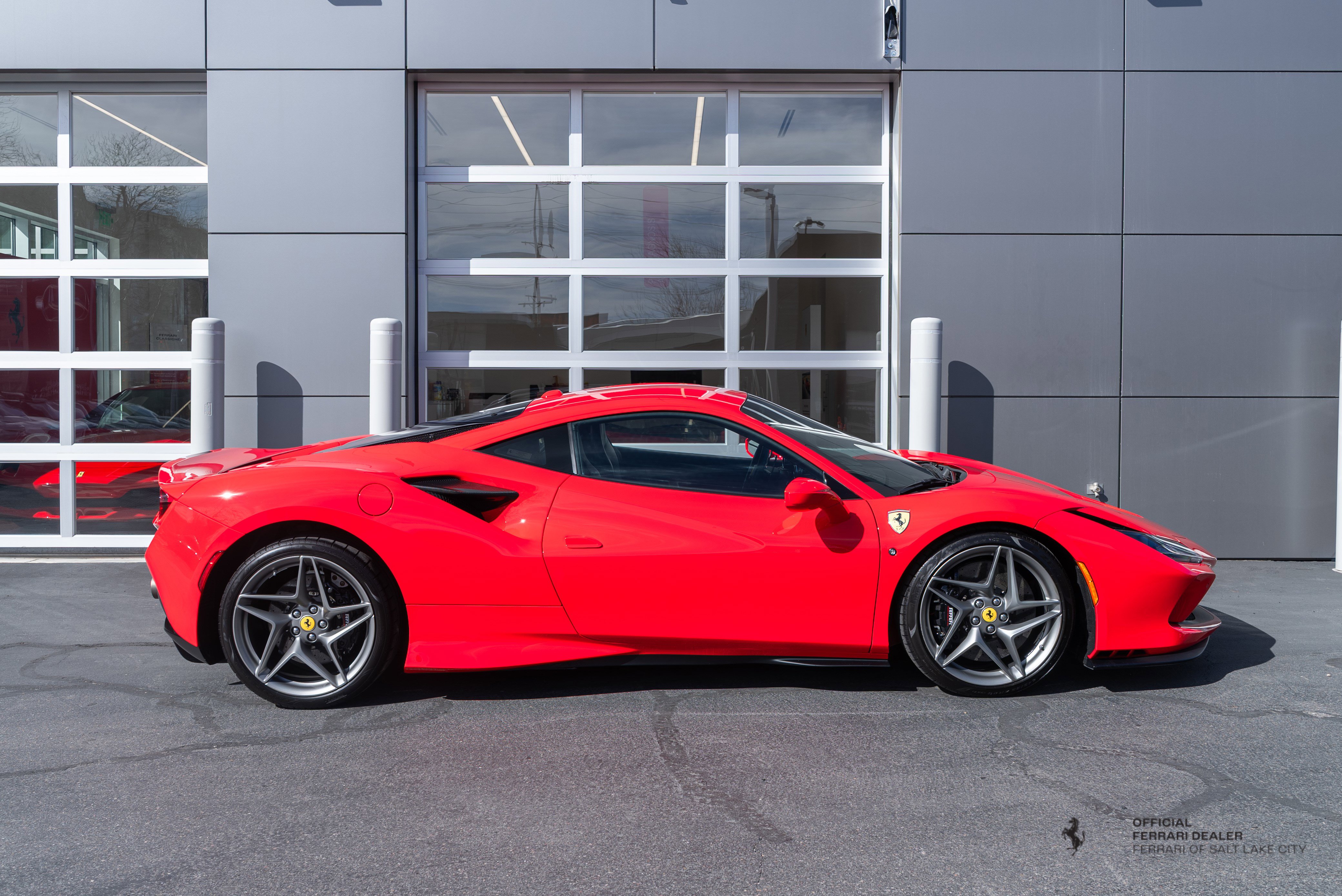Used 2020 Ferrari F8 Tributo image 1